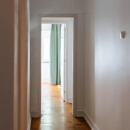 Romantic Downtown Guest house *